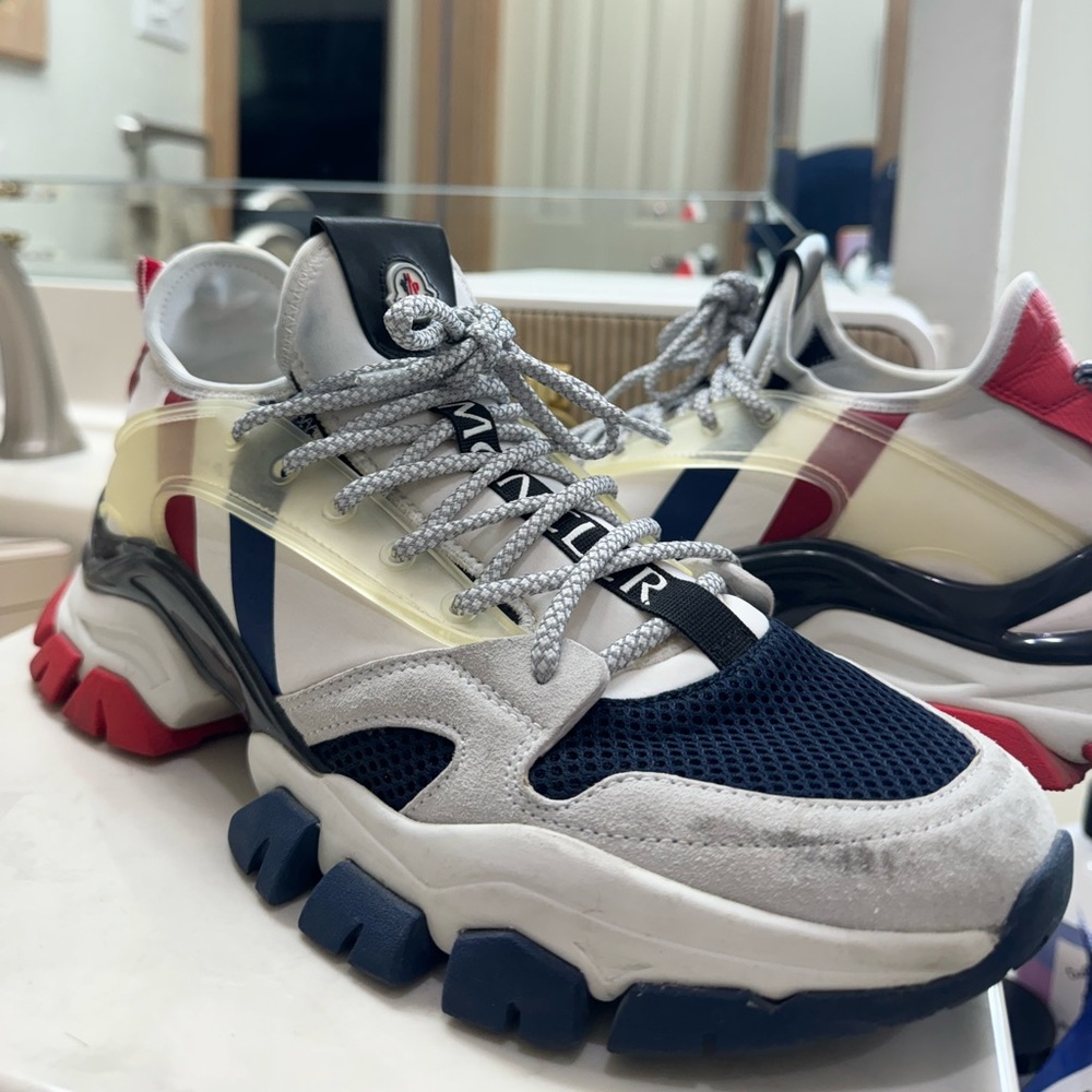 Moncler trevor, white, used once